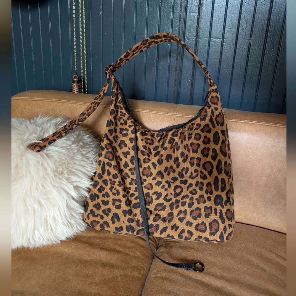 BAGGU Leopard Print Nylon Shoulder Bag Tote